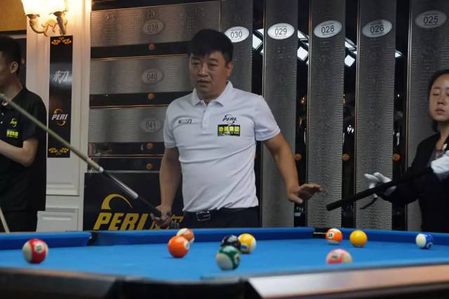 高大后卫时 高大后卫时