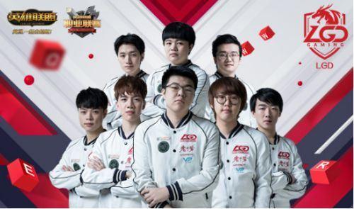 件凸显了球 件凸显了球