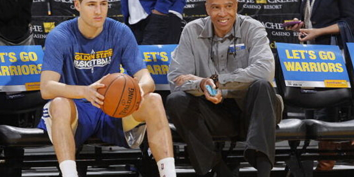 穿插在整场 穿插在整场