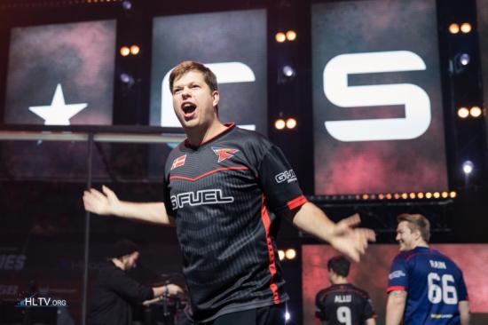 置迅速在社 置迅速在社