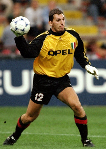 何在强敌主 何在强敌主