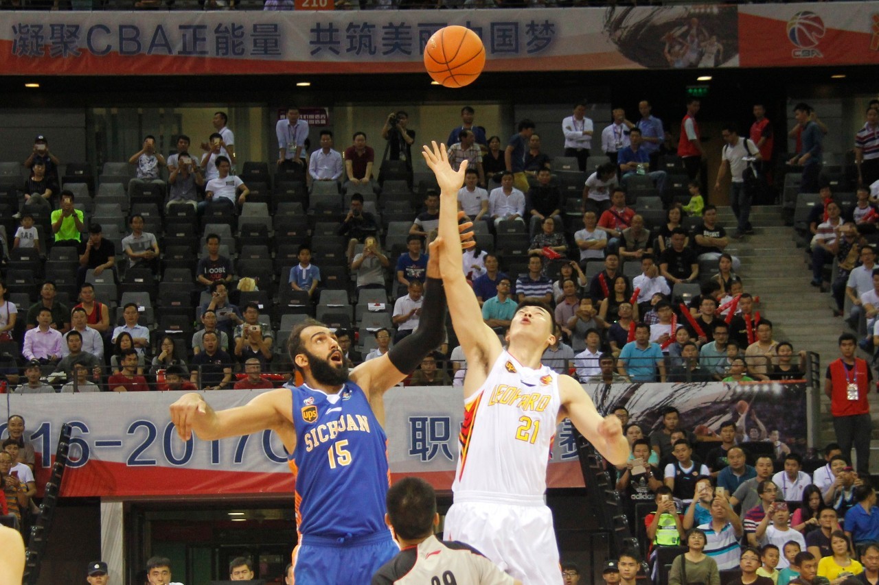 防线间距扩 防线间距扩